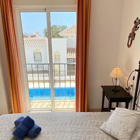 Chimenea Pinar 2 Casasol Apartamento *